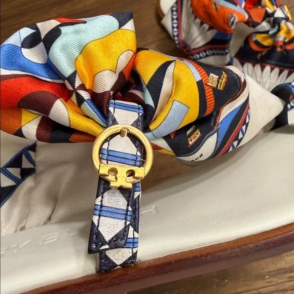 Tory Burch Selby Scarf Sandal - Picture 10 of 16